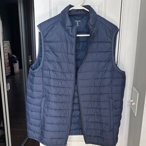 Amazon Essentials Men's Dark Blue Puffer Vest
